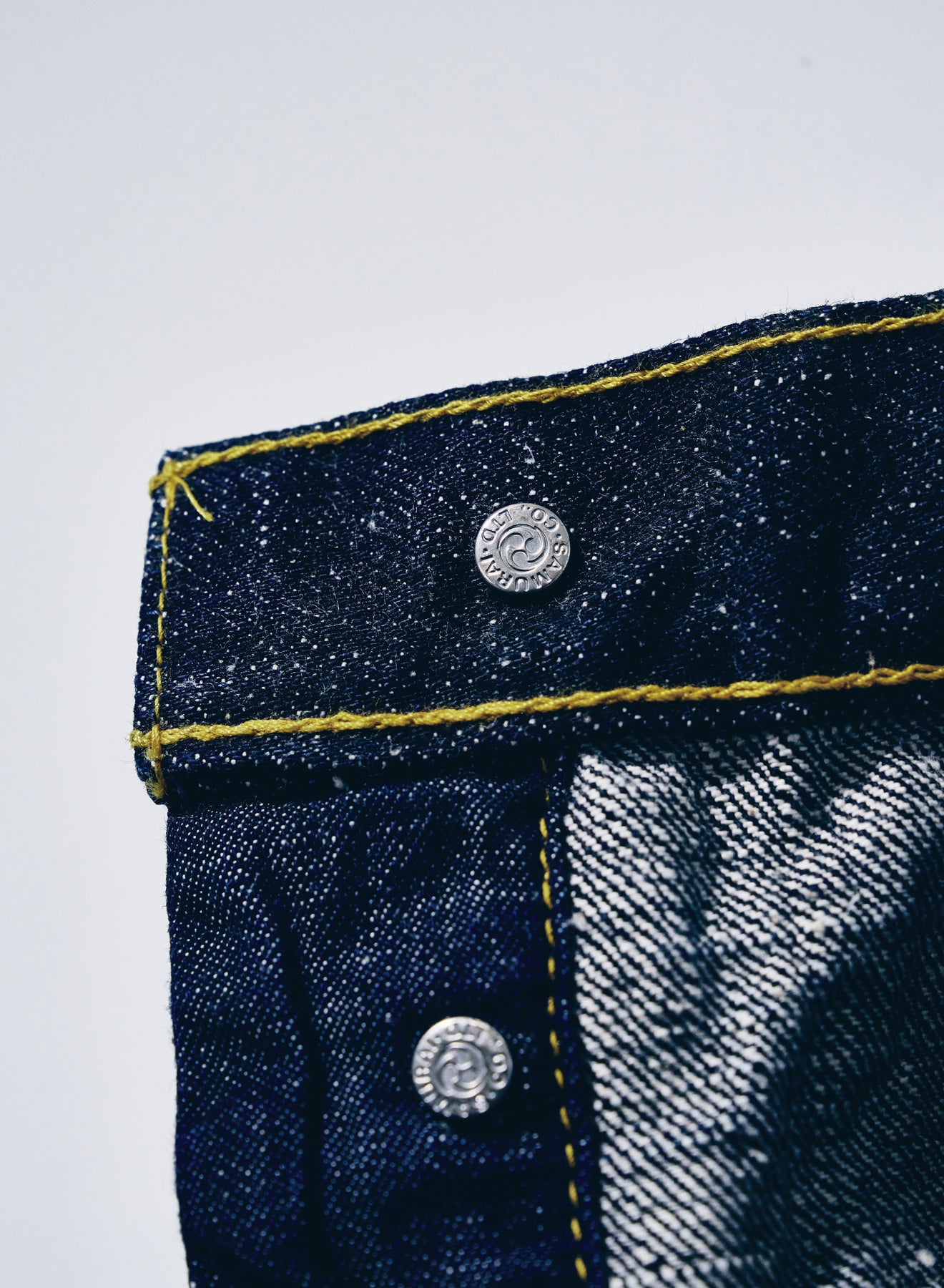 S210XJ17oz-26U (Year of the Horse model)