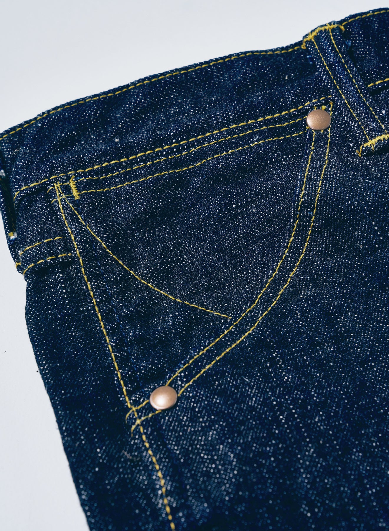 S210XJ17oz-26U (Year of the Horse model)