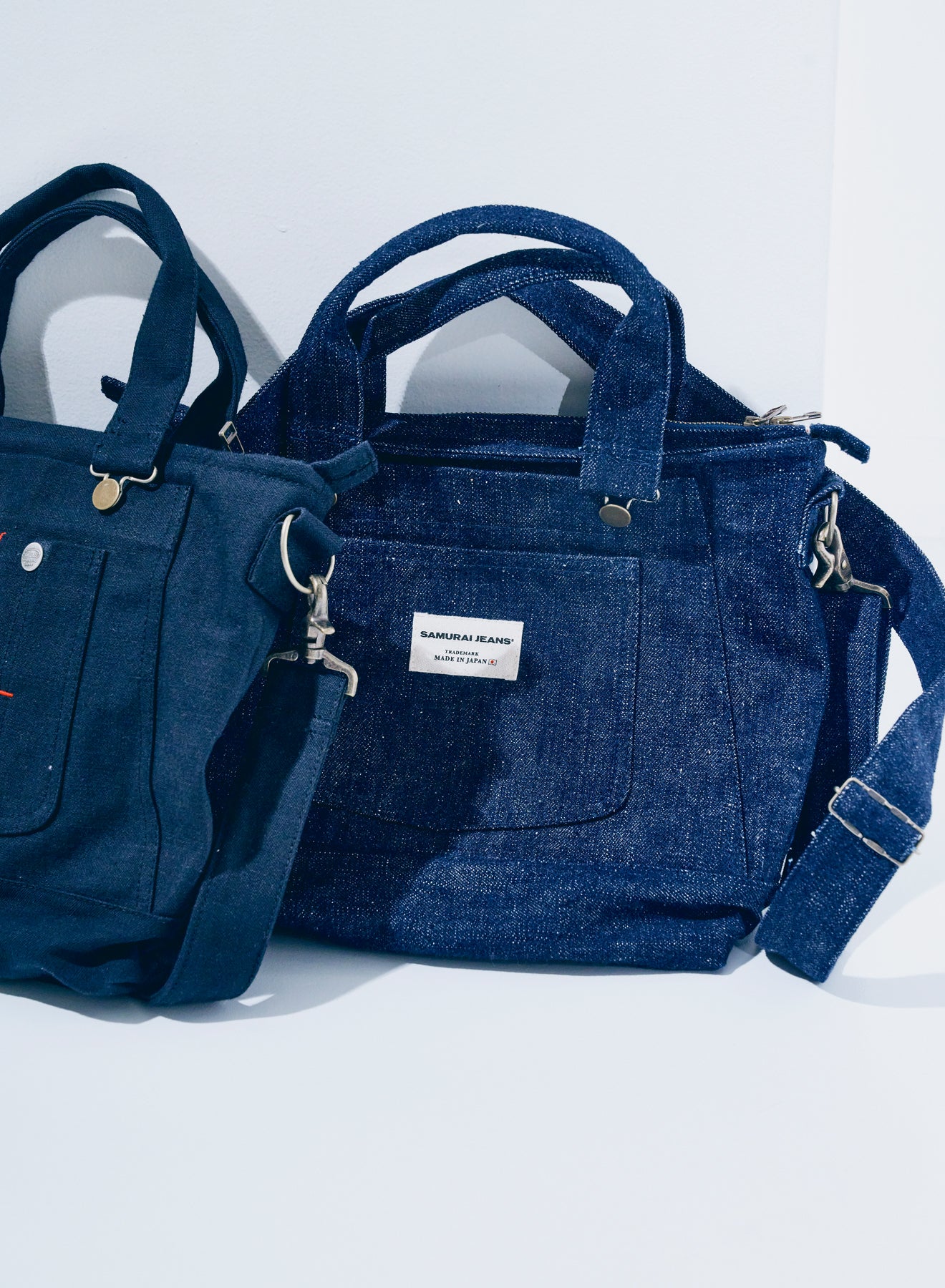 SJOVB26 (Overall-Style Shoulder Bag)