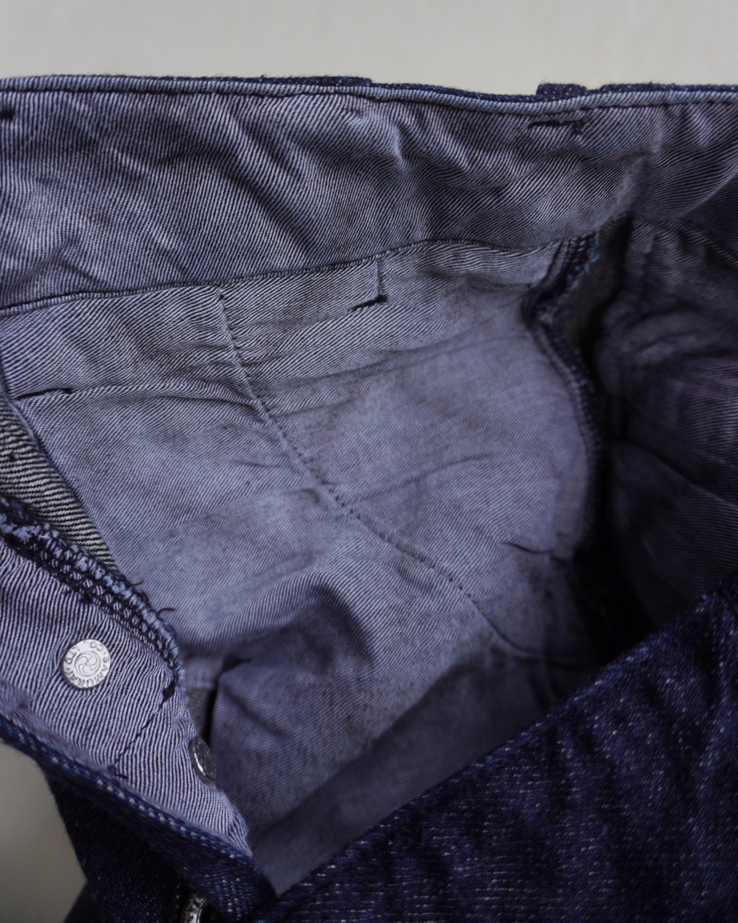 HJ48DP (Wide Denim Trousers)